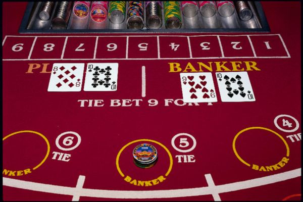 aplicaciones para jugar baccarat en Android con diferentes opciones